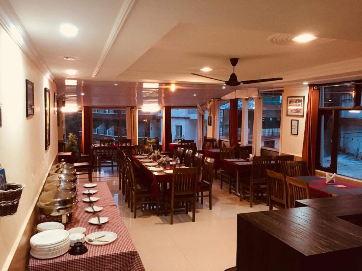Hotel Om Palace McLeod Ganj Exterior photo