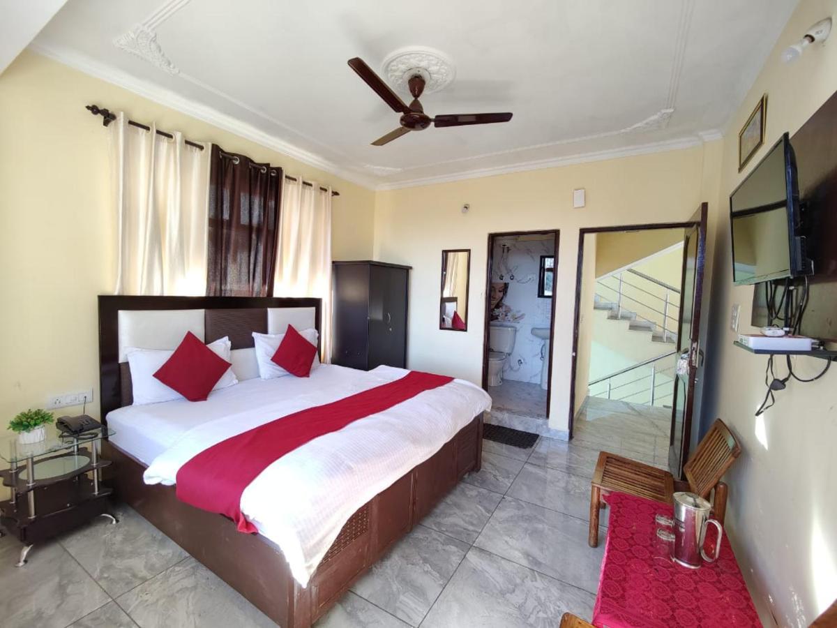Hotel Om Palace McLeod Ganj Exterior photo